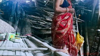 Indian Desi Aunty Standing Doggystyle Fucking By Nephew In Outdoor Video